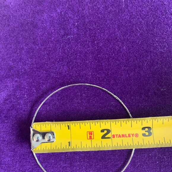 Silvertone bangle bracelet set - Picture 6 of 6